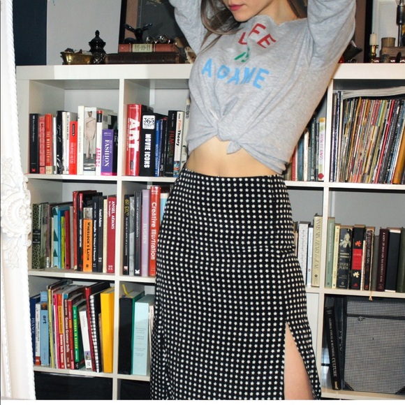 Life Is A Game Sweatshirt - Picture 2 of 5